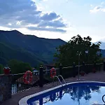 Valle Del Oso