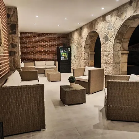 Valle Del Oso Lerones