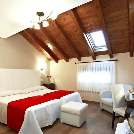 Casa de hóspedes Valle Del Oso 3*
