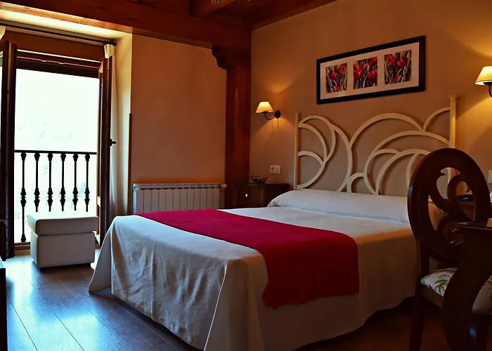 Valle Del Oso Guest house Lerones