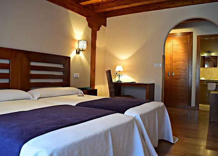 Guest house Valle Del Oso Lerones